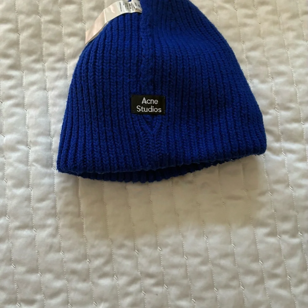 Acne Studios Cobalt Blue Ribbed Beanie Knit - Picture 3 of 3